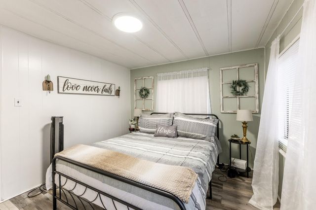 19 Cormorant, Trinity, TX 75862