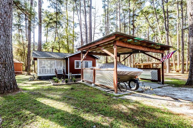 19 Cormorant, Trinity, TX 75862
