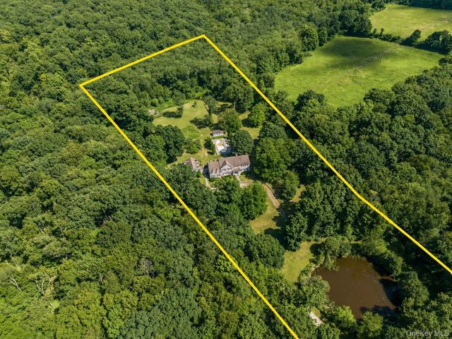 202 McManus Road N, Patterson, NY 12563