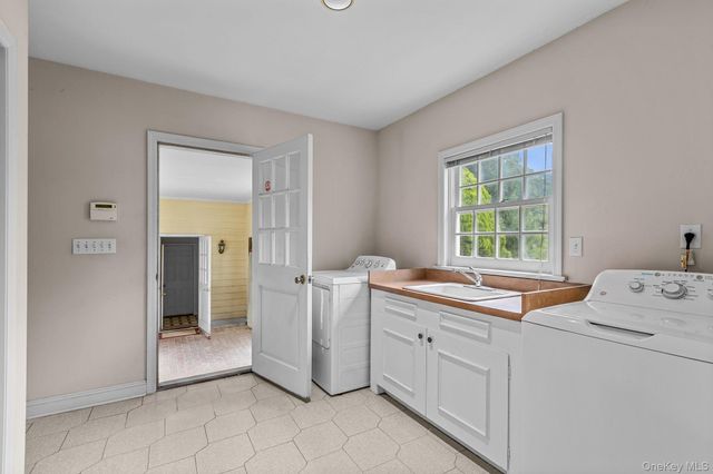 202 McManus Road N, Patterson, NY 12563