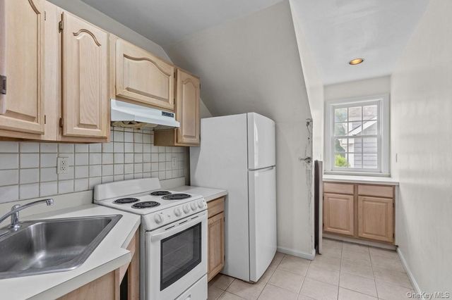 202 McManus Road N, Patterson, NY 12563