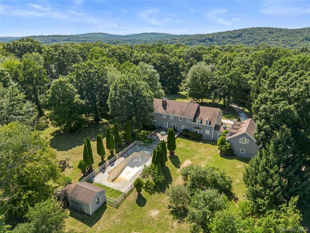 202 McManus Road N, Patterson, NY 12563