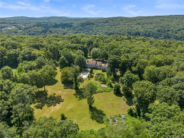 202 McManus Road N, Patterson, NY 12563