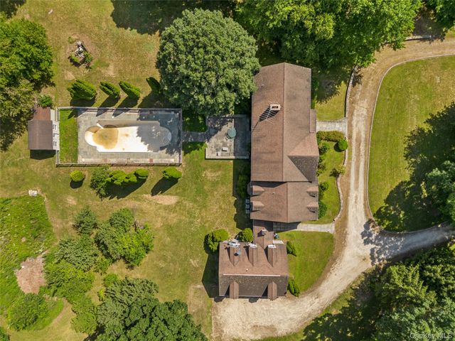 202 McManus Road N, Patterson, NY 12563