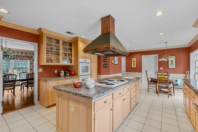 202 McManus Road N, Patterson, NY 12563