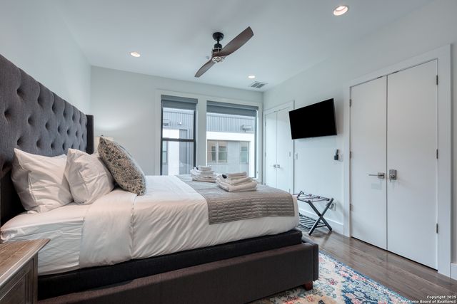 318 W Grayson St Unit 302, San Antonio, TX 78212