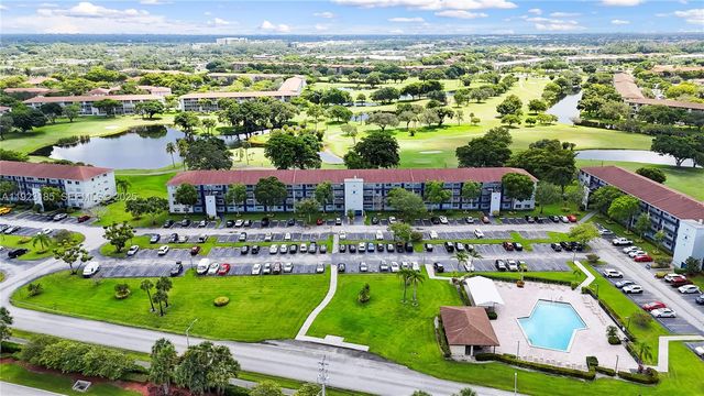 551 SW 135th Ave 208B, Pembroke Pines, FL 33027