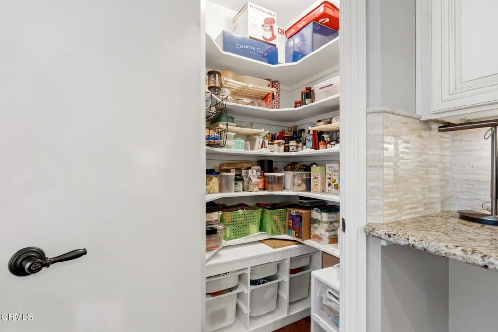 Image 29 of property listing at 809 Skyland Drive, Sierra Madre, CA 91024