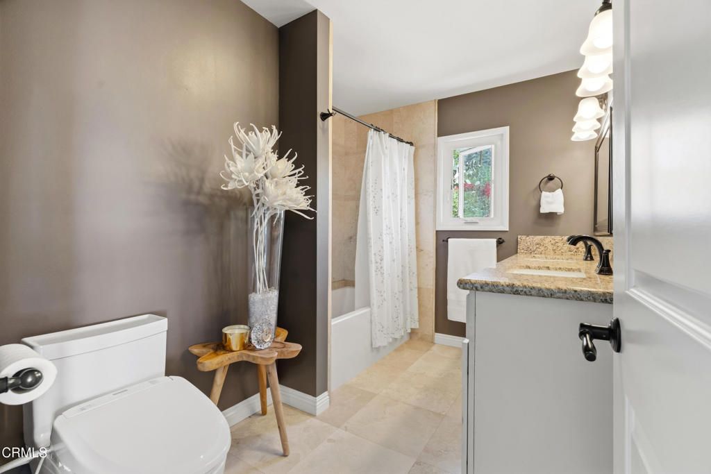 Image 40 of property listing at 809 Skyland Drive, Sierra Madre, CA 91024