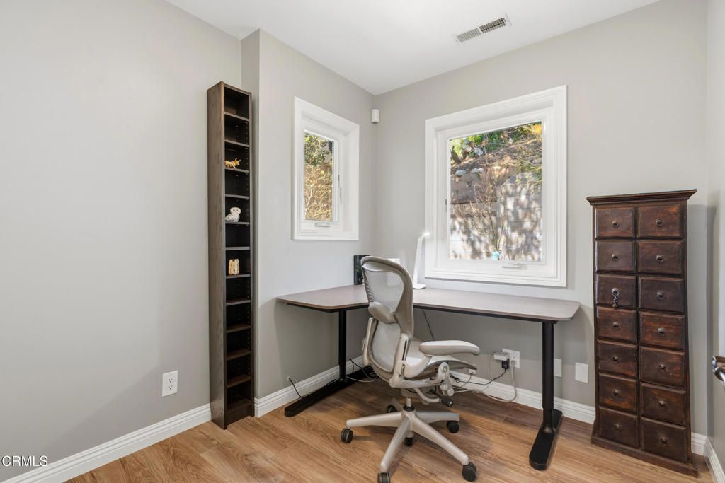 Image 46 of property listing at 809 Skyland Drive, Sierra Madre, CA 91024