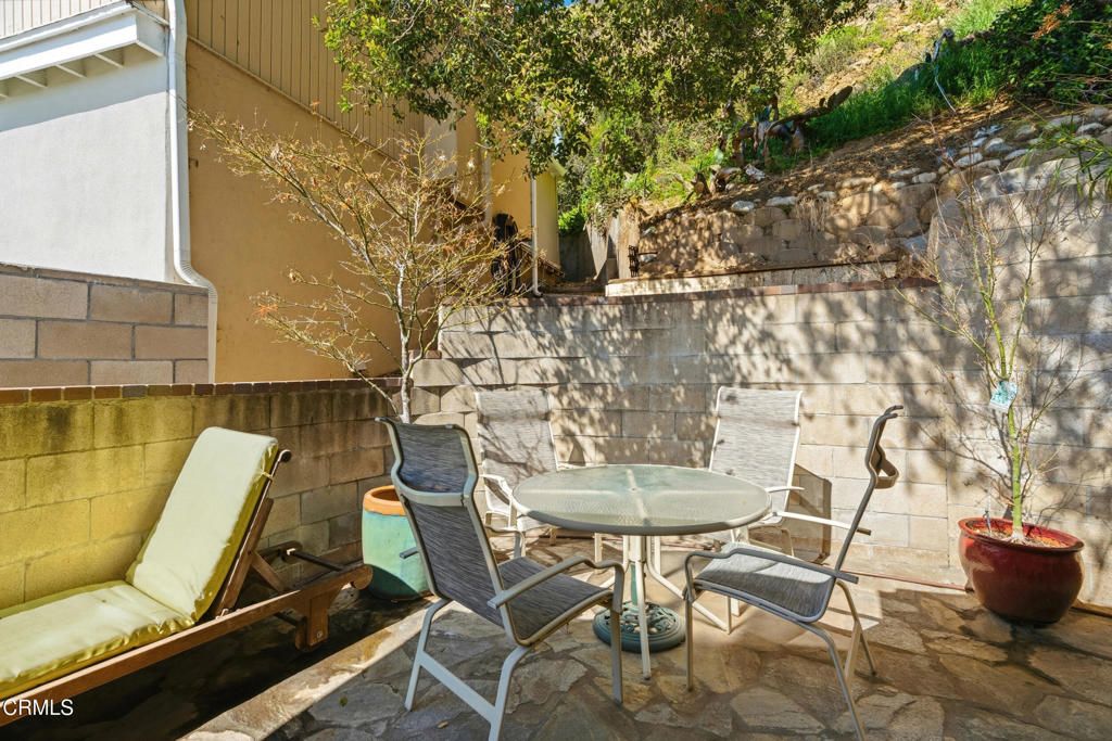 Image 53 of property listing at 809 Skyland Drive, Sierra Madre, CA 91024