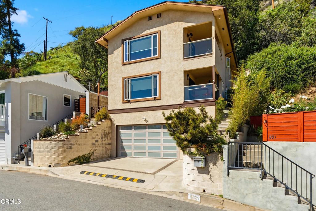 Image 6 of property listing at 809 Skyland Drive, Sierra Madre, CA 91024