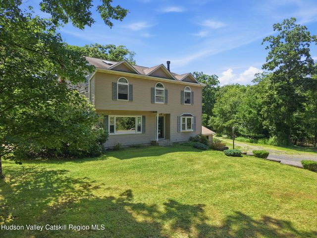 4019 New York 52, Pine Bush, NY 12566