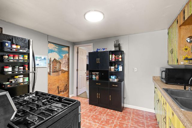 13 S Beulah Vista Drive, Hebron, IN 46341