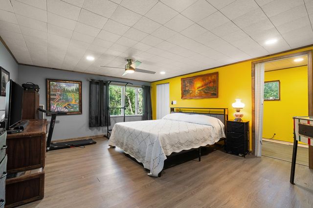 13 S Beulah Vista Drive, Hebron, IN 46341