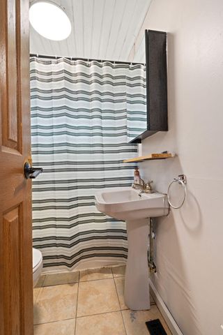 13 S Beulah Vista Drive, Hebron, IN 46341