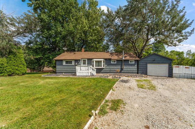 13 S Beulah Vista Drive, Hebron, IN 46341