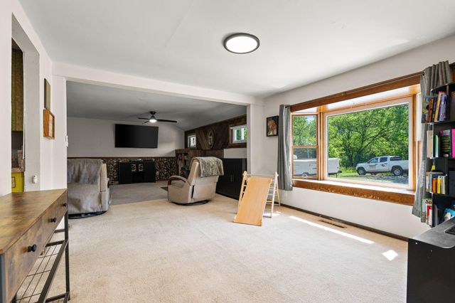 13 S Beulah Vista Drive, Hebron, IN 46341