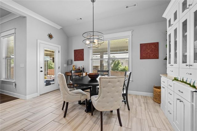 1603 NW Angel Falls Road, Bentonville, AR 72712