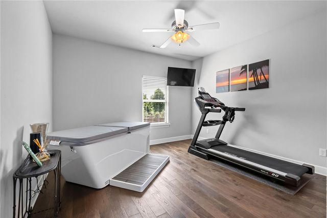 1603 NW Angel Falls Road, Bentonville, AR 72712