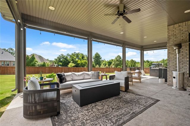 1603 NW Angel Falls Road, Bentonville, AR 72712