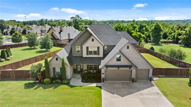 1603 NW Angel Falls Road, Bentonville, AR 72712