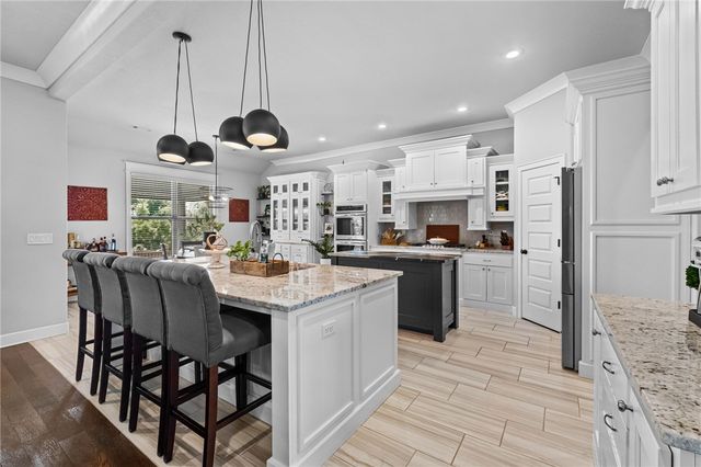 1603 NW Angel Falls Road, Bentonville, AR 72712