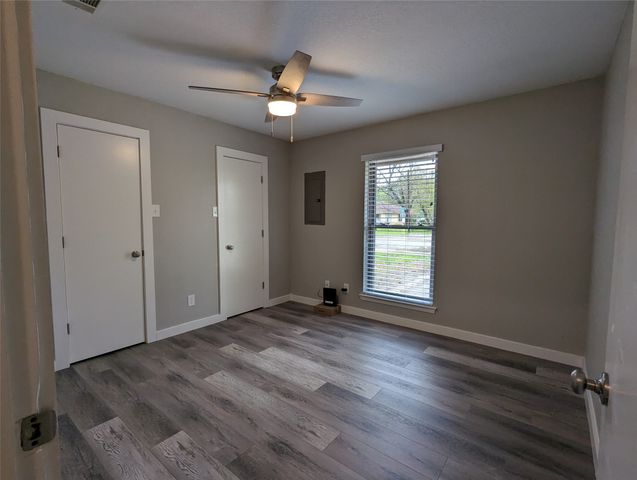 802 E Brin, Terrell, TX 75160