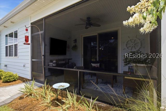 586 Weekend Ave, Hardeeville, SC 29927