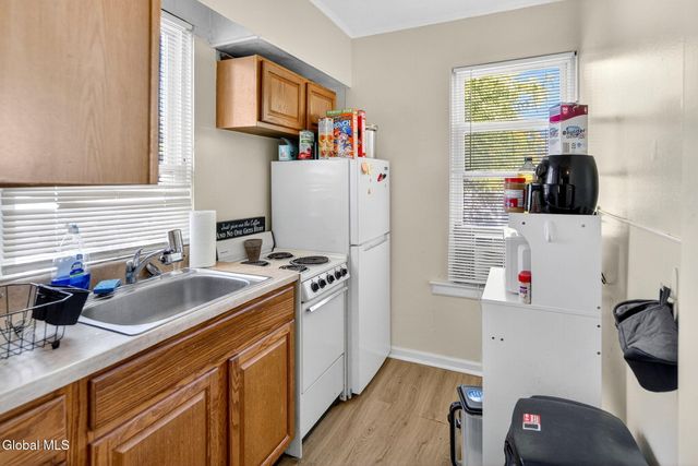 282 Manning Boulevard, Albany, NY 12206