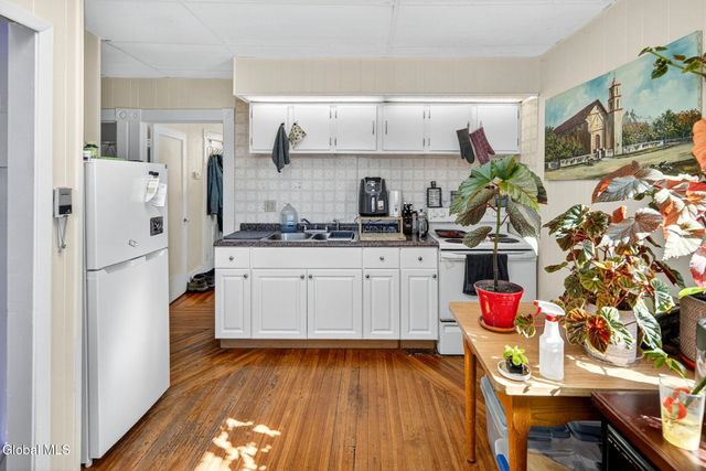 282 Manning Boulevard, Albany, NY 12206