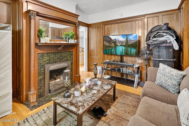 282 Manning Boulevard, Albany, NY 12206