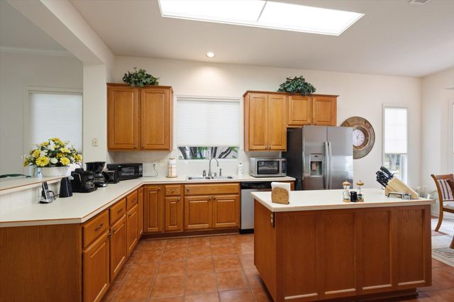 122 Cold Springs DR, Georgetown, TX 78633
