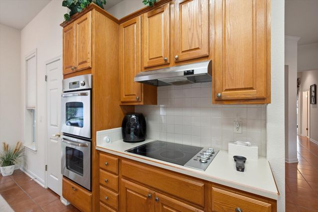 122 Cold Springs DR, Georgetown, TX 78633