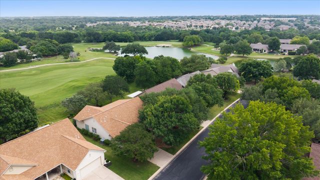 122 Cold Springs DR, Georgetown, TX 78633