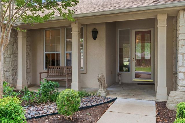 122 Cold Springs DR, Georgetown, TX 78633