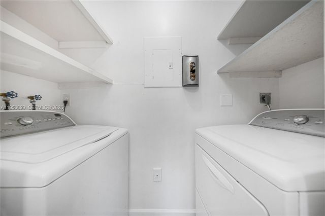 6110 SW 129th Pl 1703, Miami, FL 33183