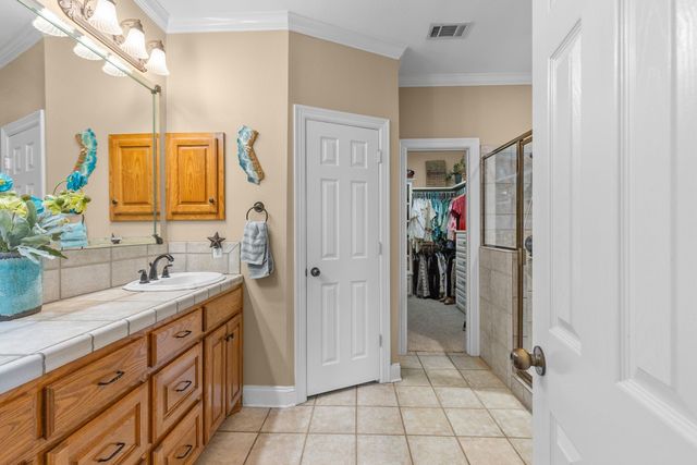 5562 County Road 1037, Celeste, TX 75423