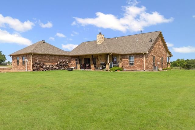 5562 County Road 1037, Celeste, TX 75423