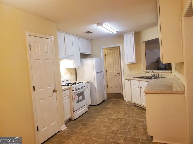 6710 Gina Agha Circle, Lithonia, GA 30038