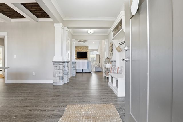 405 Saddlers Run, Chesnee, SC 29323