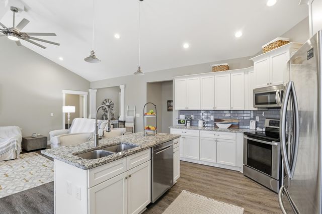 405 Saddlers Run, Chesnee, SC 29323