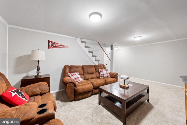1165 EAGLE ST, Allentown, PA 18106