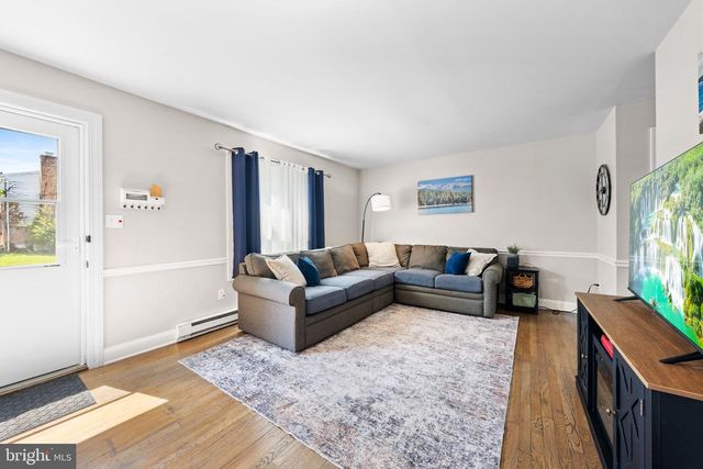 1165 EAGLE ST, Allentown, PA 18106