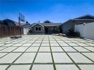 6624 Gross, West Hills, CA 91307