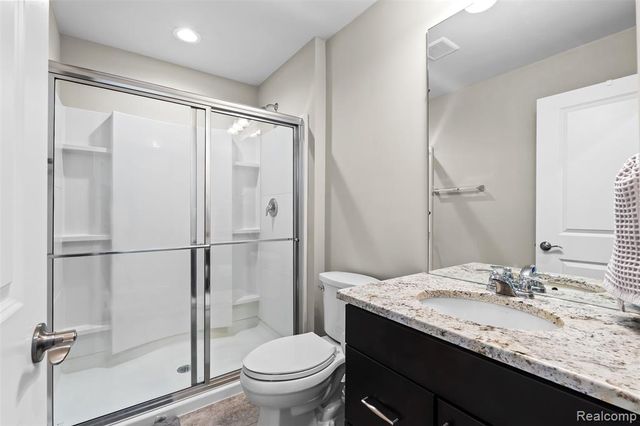 4522 Twin Beach Court, West Bloomfield, MI 48323