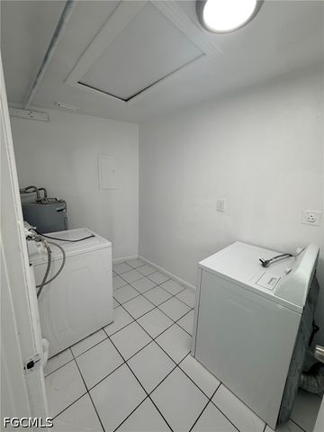 5549 7th AVE 5549, Fort Myers, FL 33907
