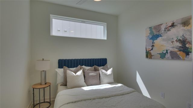 7208 Providence Ave 2, Austin, TX 78752