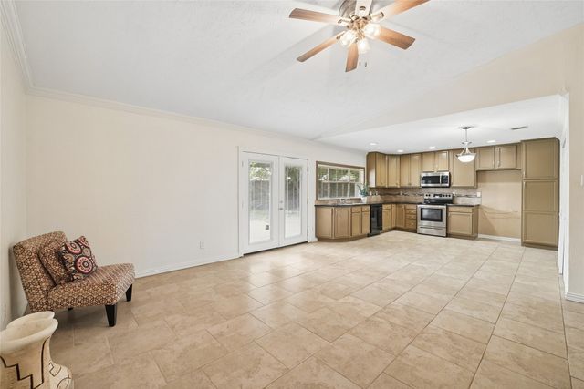 5161 Bartlett Drive, The Colony, TX 75056