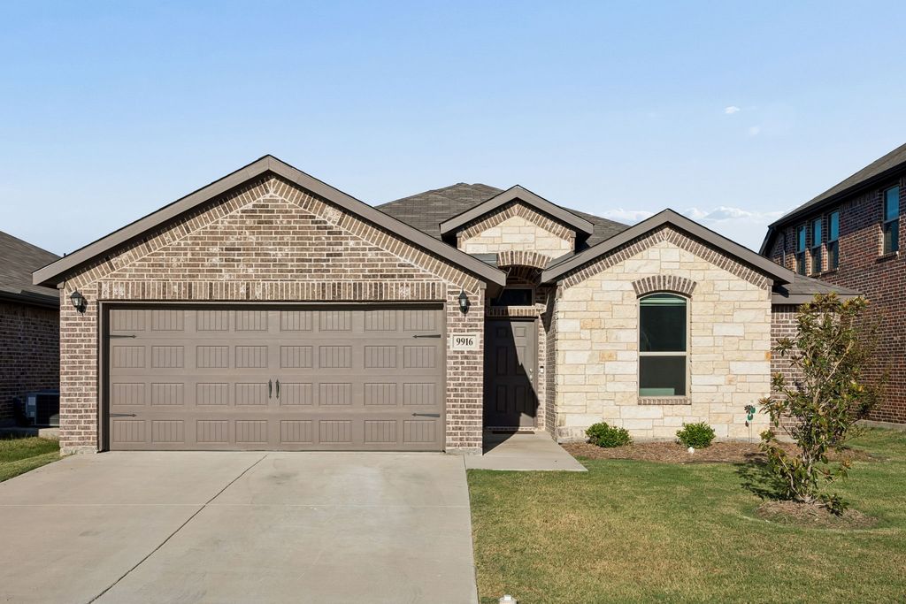 9916 Ginkgo Lane, Fort Worth, TX 76036 — exterior